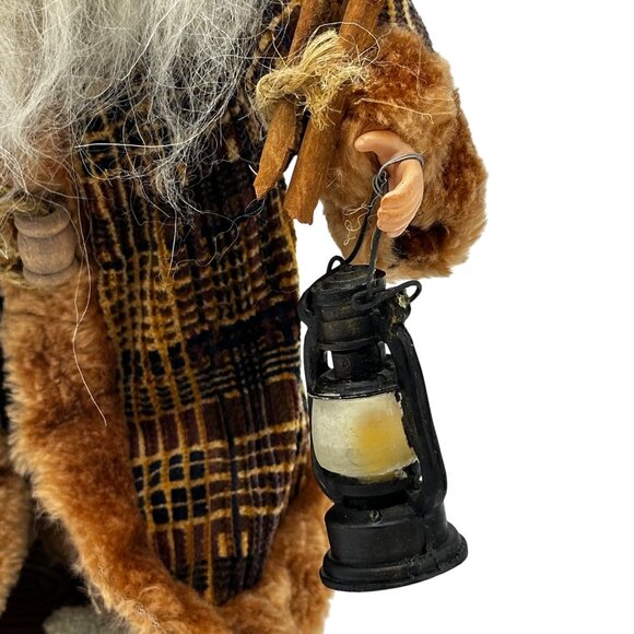 Vtg Old World Santa Claus Figurine Father Christmas Lantern Velvet Coat 13” Core - Picture 5 of 9